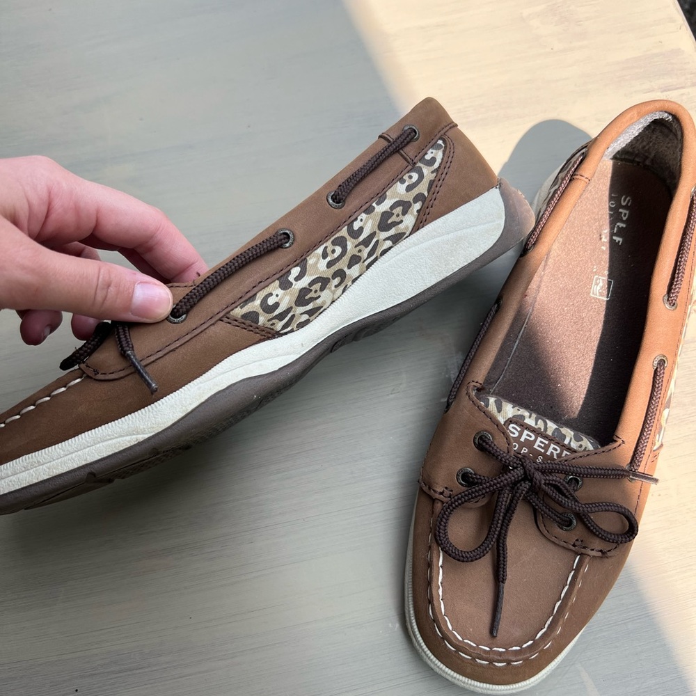 Women’s size 6 sperry